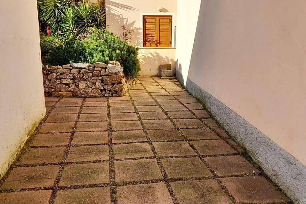 Villetta La Conchiglia La Maddalena  Exteriör bild